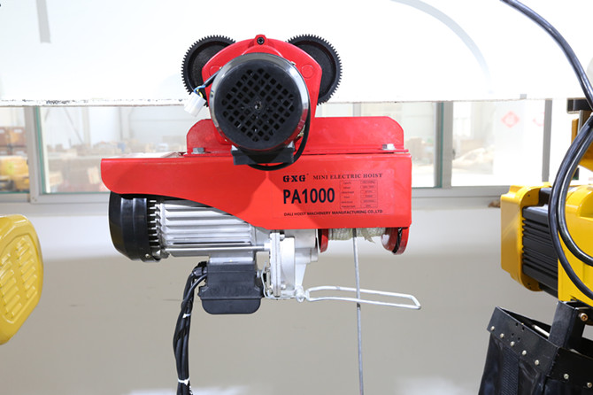 凌鷹紅色微型電動葫蘆